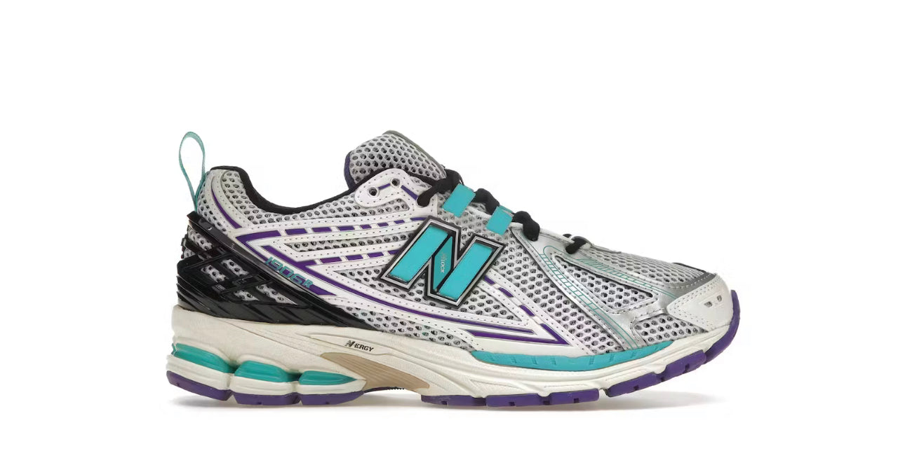 NEW BALANCE 1906R