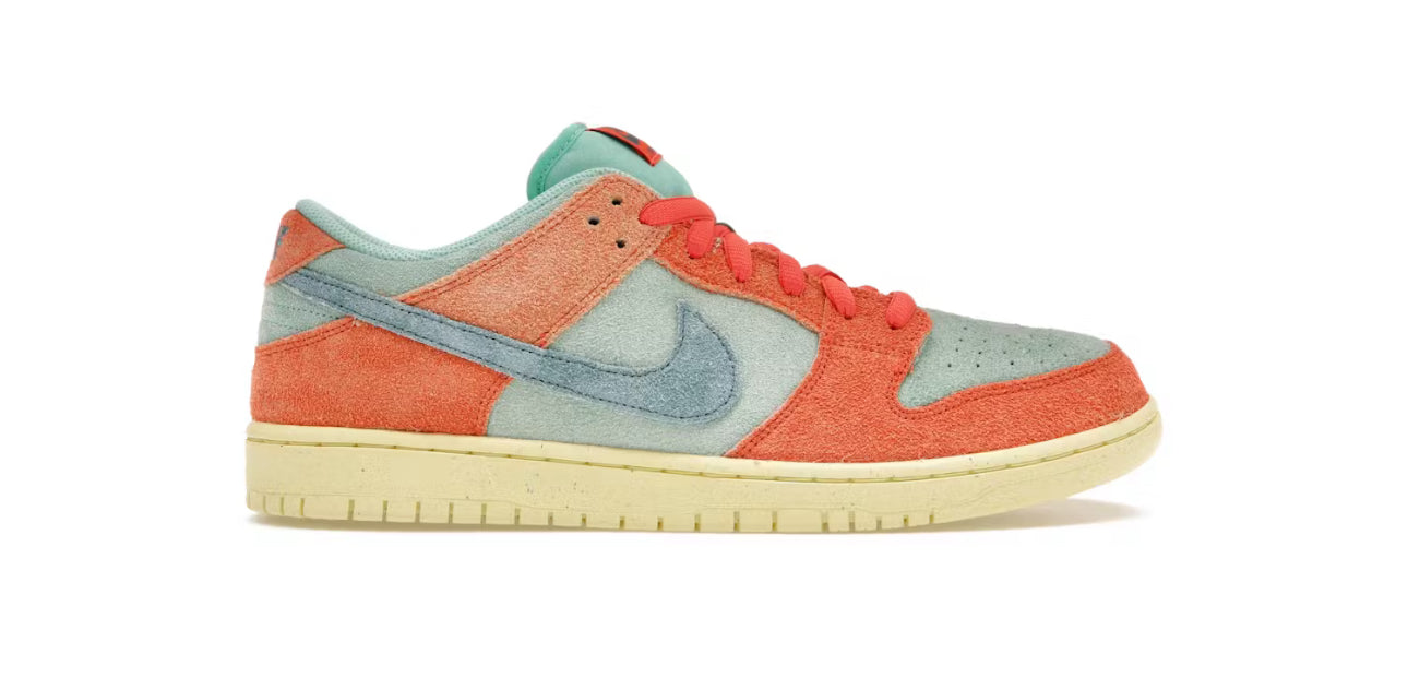 DUNK LOW SB ORANGE EMERALD RISE