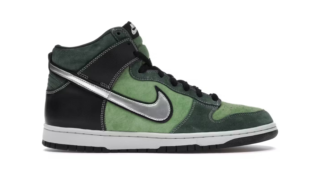 SB DUNK HIGH BRUT