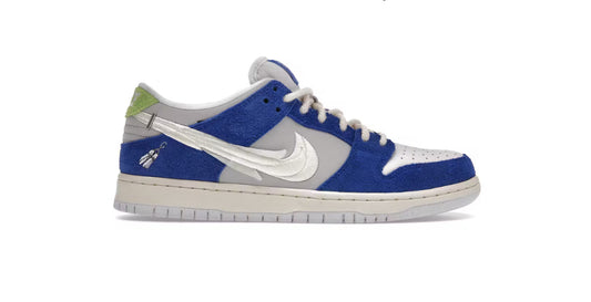 DUNK LOW SB FLY STREETWEAR