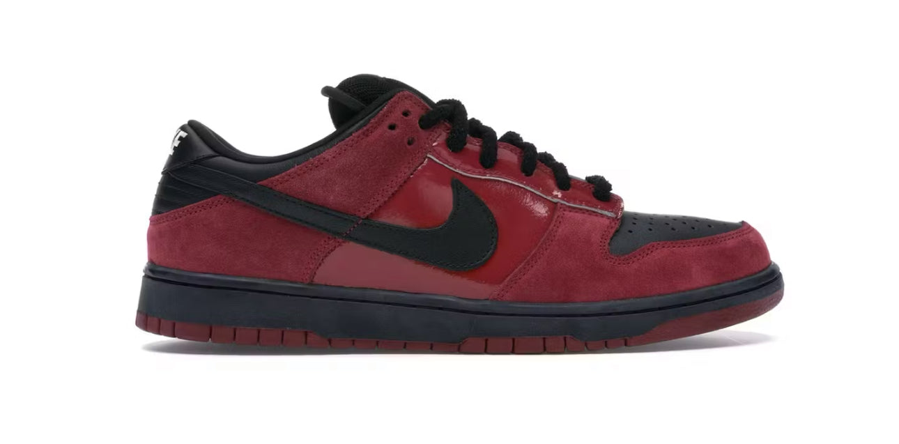 SB DUNK LOW MILLI VANILLI