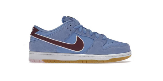 DUNK LOW SB PHILLIES
