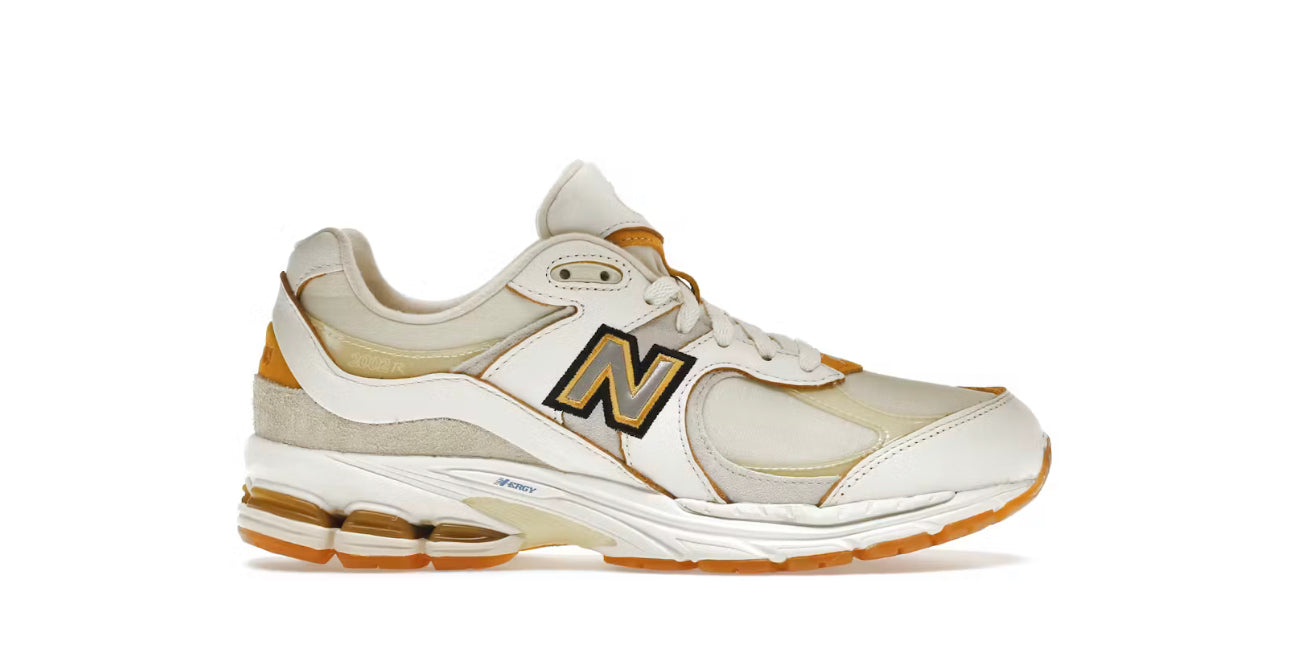 NEW BALANCE 2002R AMONGST US COLLECTION