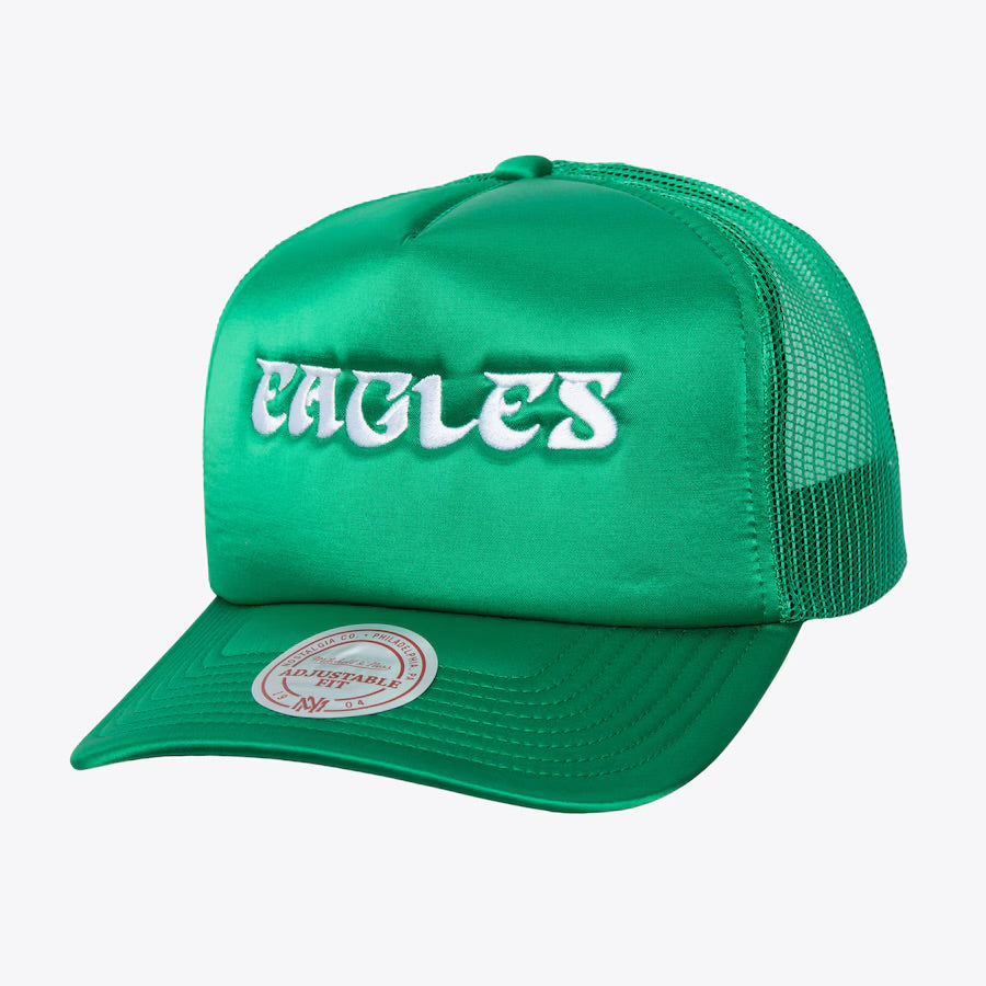 MITCHELL & NESS Eagles Satin Snapback Trucker Hat